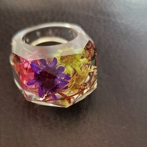Vintage resin ring with inclusions of dried flower